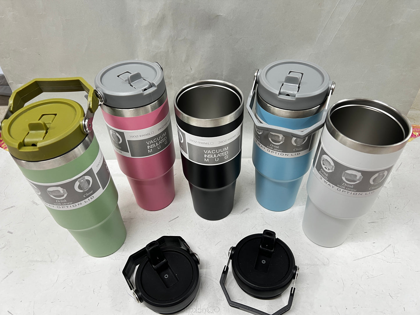 900ml Stainless Steel Insulated Tumbler with Handle