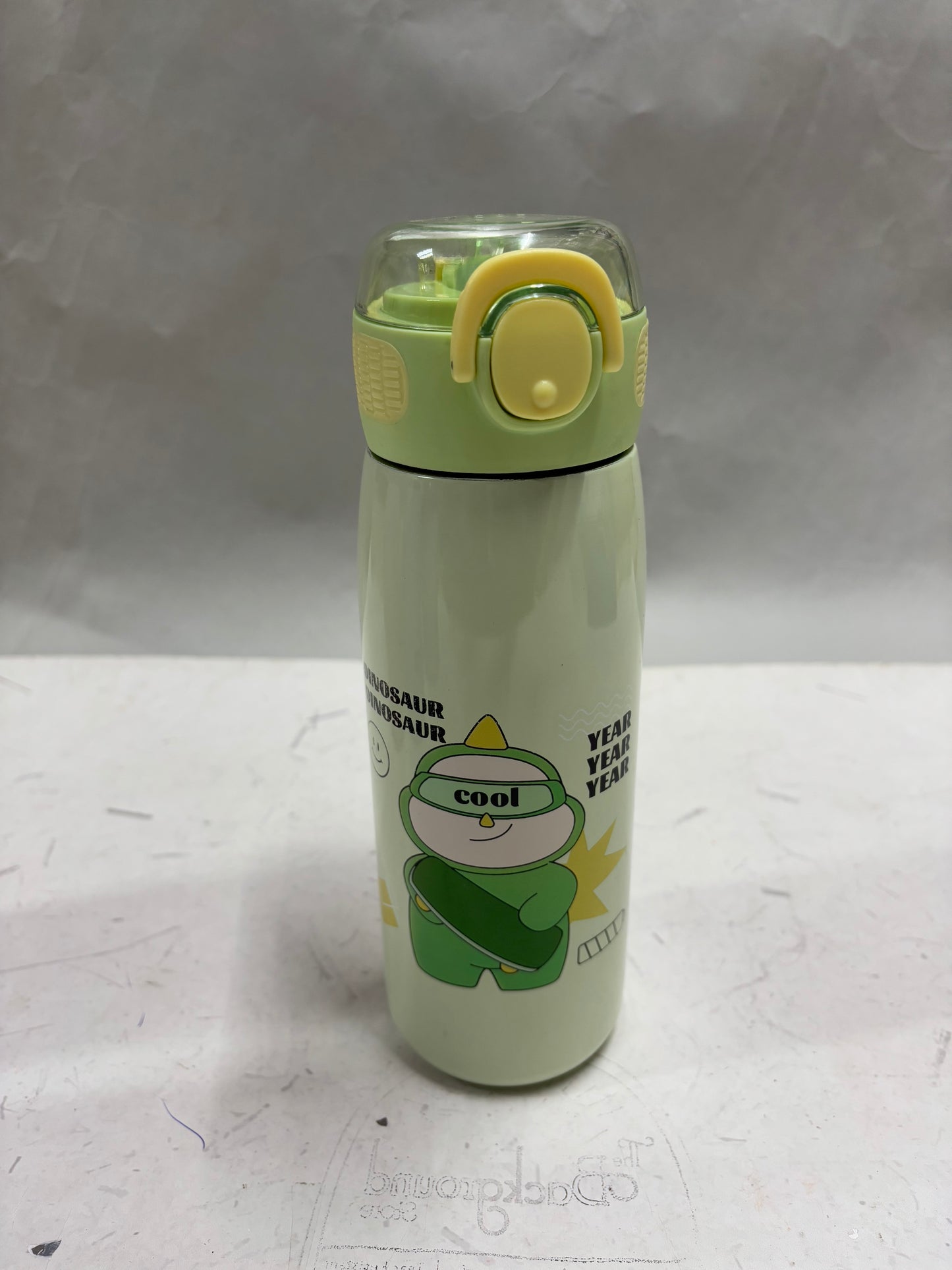 Stainless steel vacuum bottle 620ml