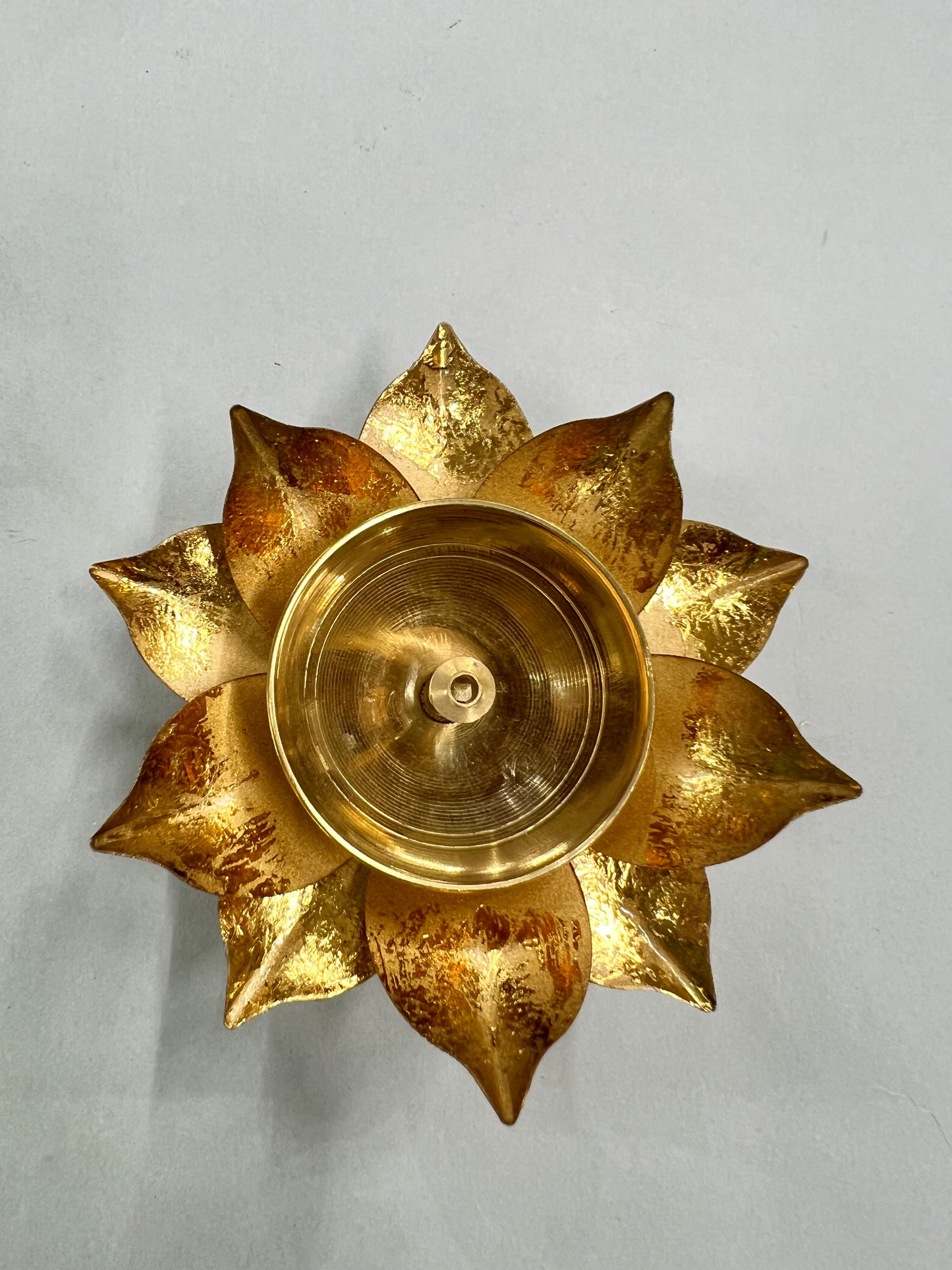 Metal 4inch brass Diya one piece. S no -132