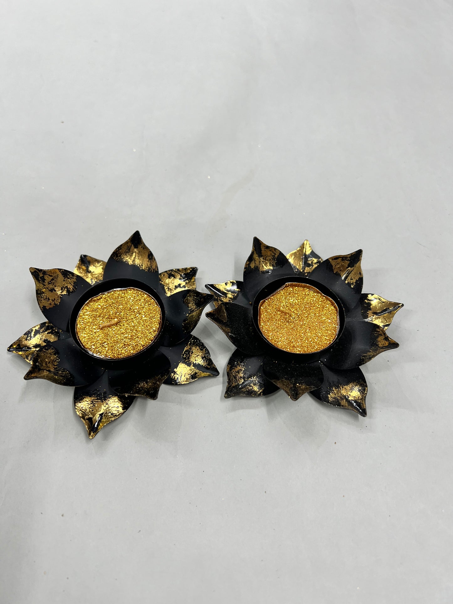 Metal lotus diya 2pcs set(2 candles free)pp-119