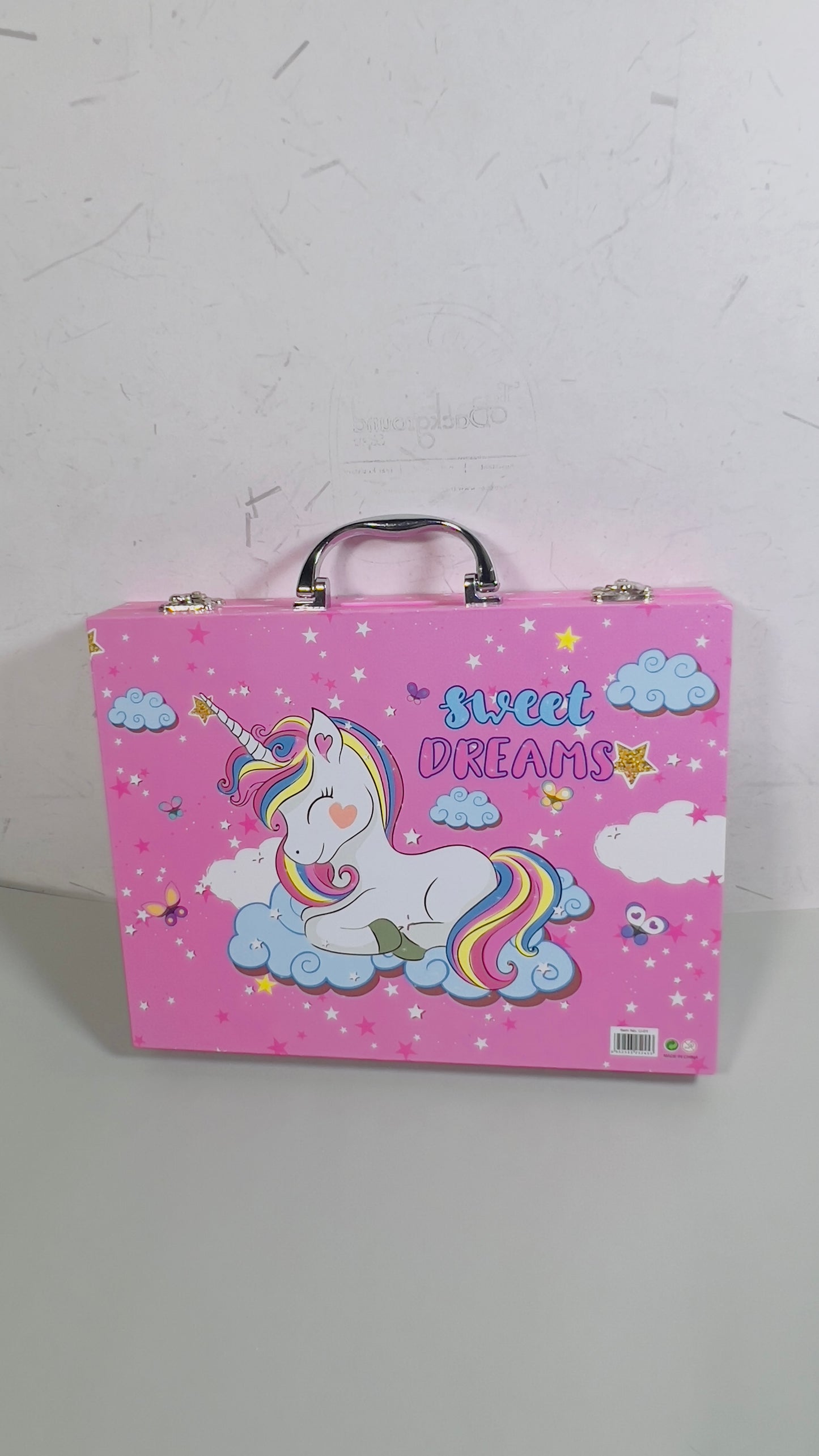 49 pieces art trunk  ( unicorn & space )