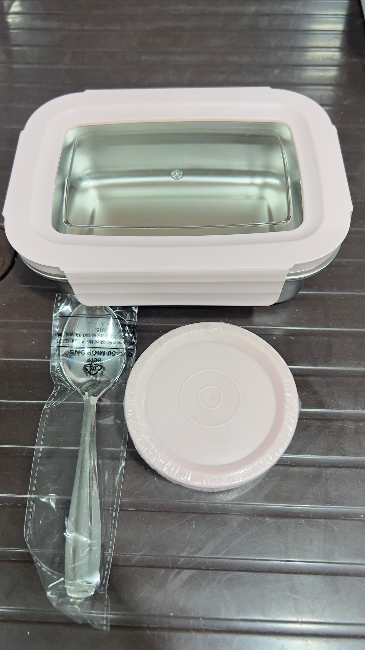 Stainless steel air tight transparent lid lunch box (4 different colour)