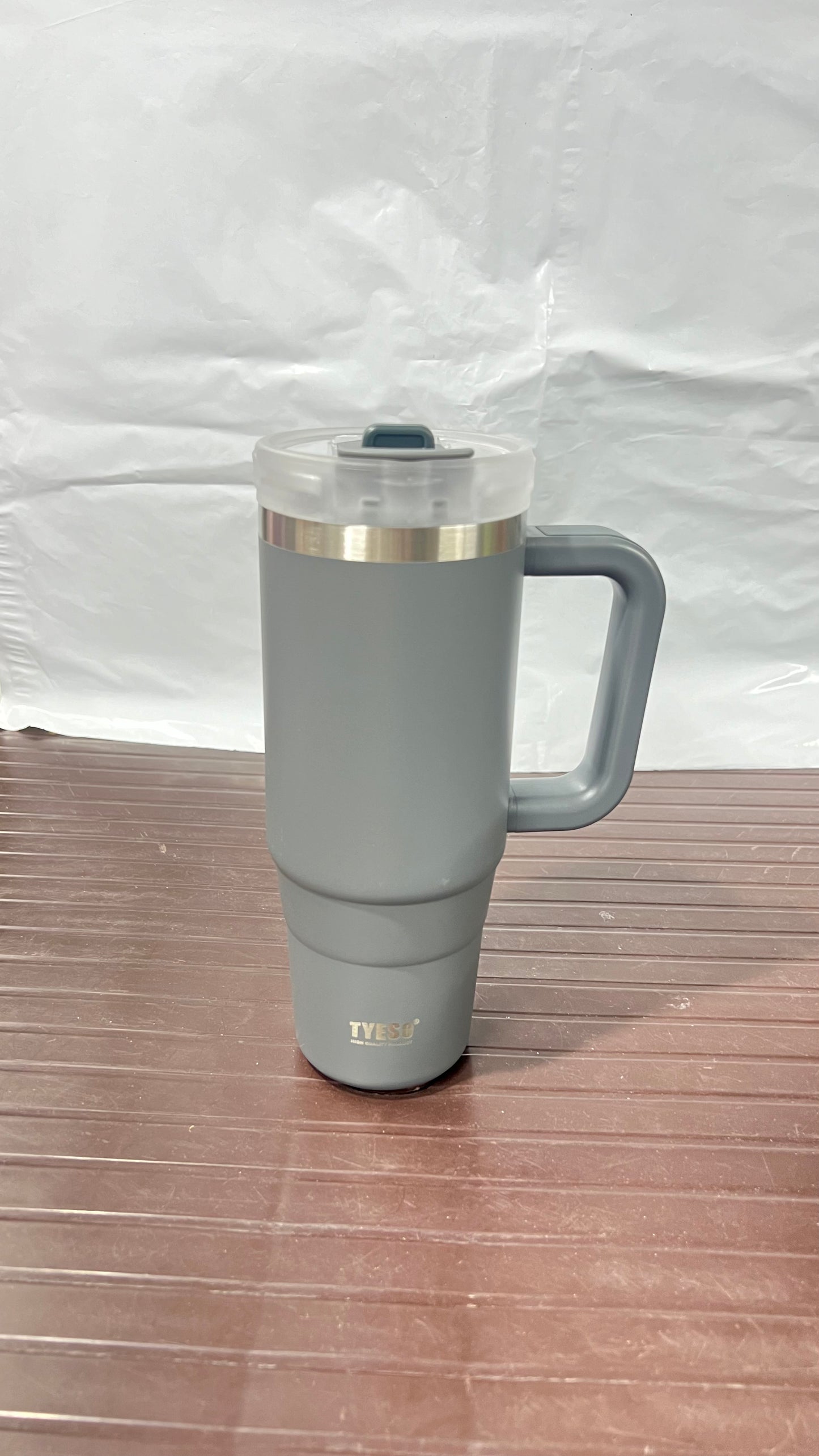 TYESO vacuum insulated tumbler with handle 900ml(24 hours cold & 6 hours hot)