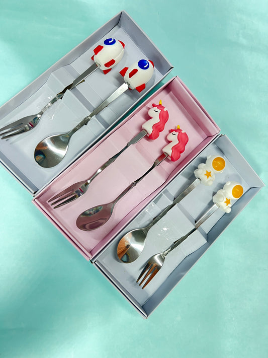 Stainless steel cutlery set